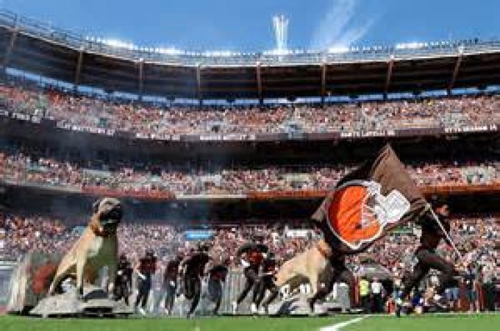 Are Cincinnati and Cleveland rivals?