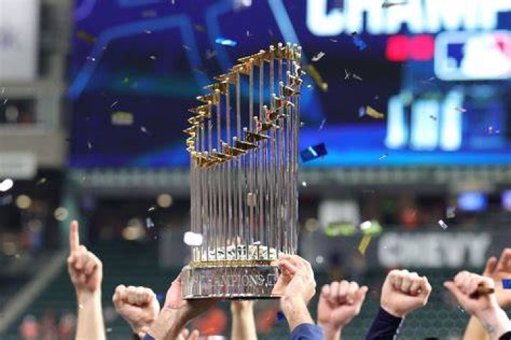 Are DH allowed in World Series?