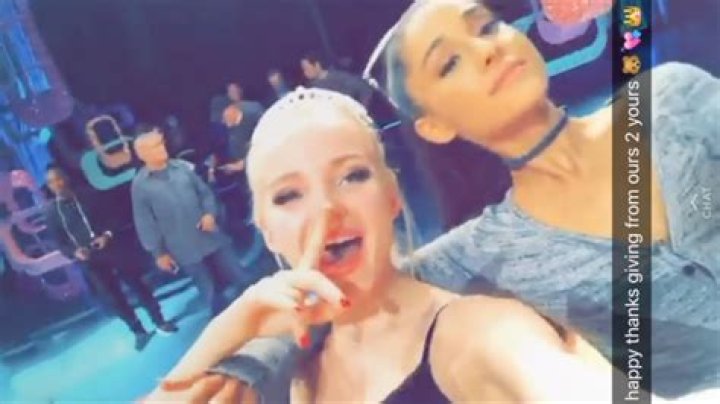 Are Dove Cameron and Ariana Grande friends?