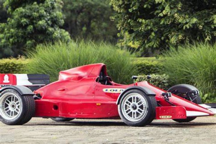 Are F1 cars street legal?