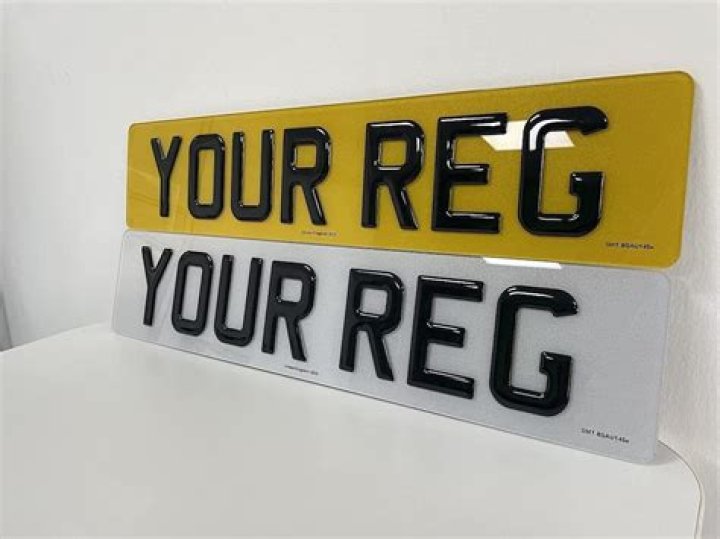 Are Glitter reg plates legal?