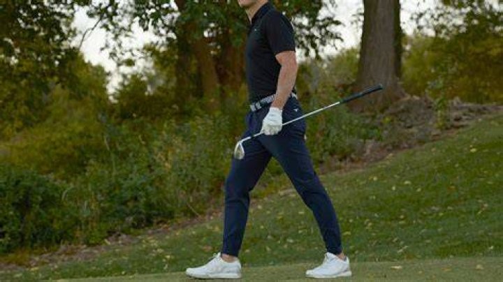 Are golf joggers acceptable?