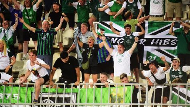 Are Hibs fans Catholic?