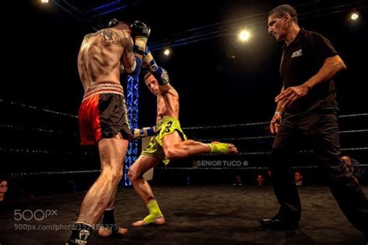 Are low kicks allowed in kickboxing?