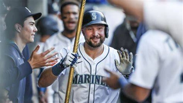 Are most first baseman lefties?