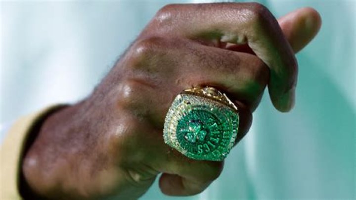 Are NBA rings made of gold?
