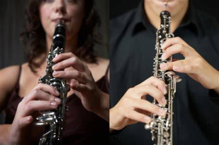 Are oboe and clarinet fingering the same?