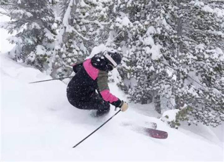 Are old skis safe?
