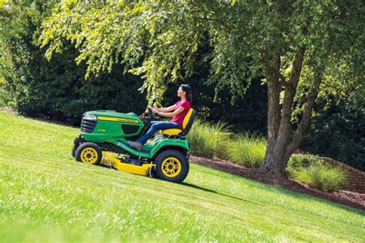 Are reel mowers good for hills?