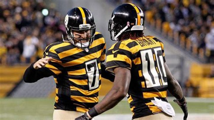 Are the Packers and the Steelers rivals?
