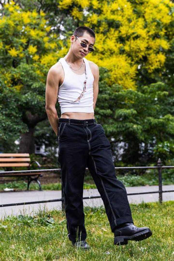 At what age should you stop wearing crop tops?