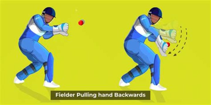 Can a batsman be given a runout if the fielder is having the ball in one hand and breaks the stumps with the other hand?