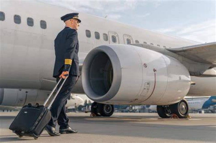 Can a pilot drink alcohol?