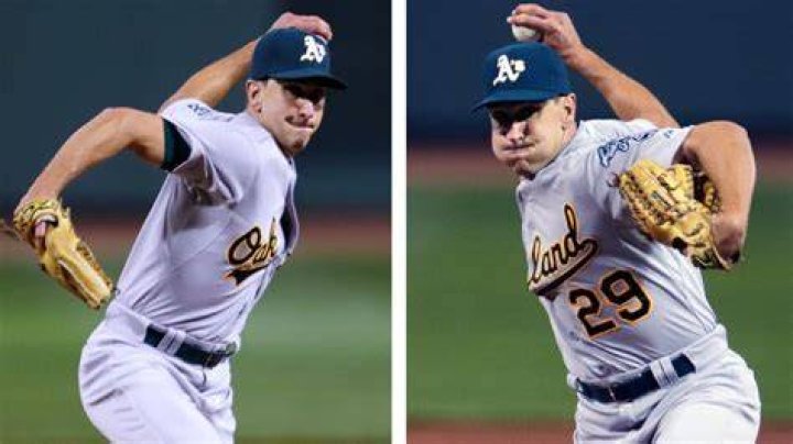 Can a pitcher switch throwing arms Little League?