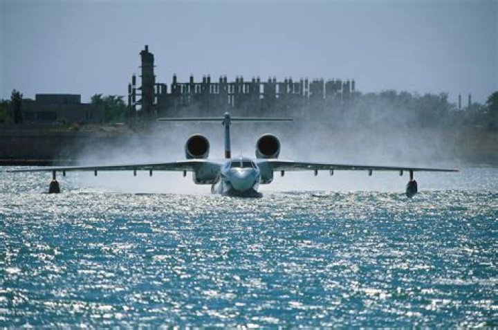 Can a plane take off from water?