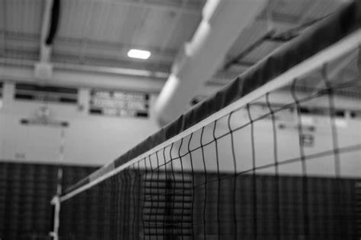 Can a volleyball hurt you?
