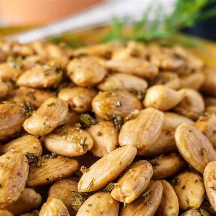 Can I eat 15 almonds daily?
