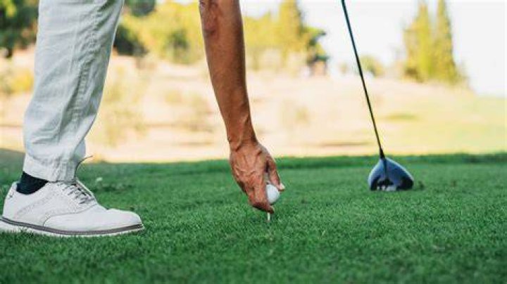 Can I golf without a glove?