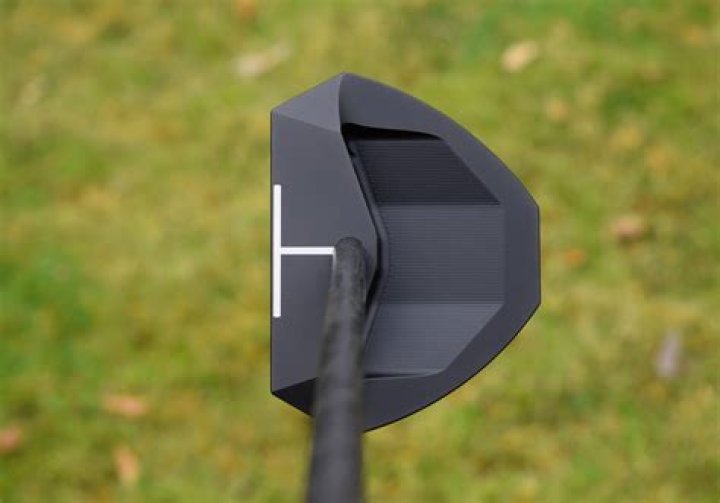 Can I grip the putter shaft?