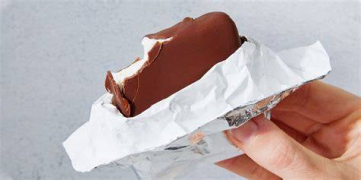Can police dogs smell through aluminum foil?