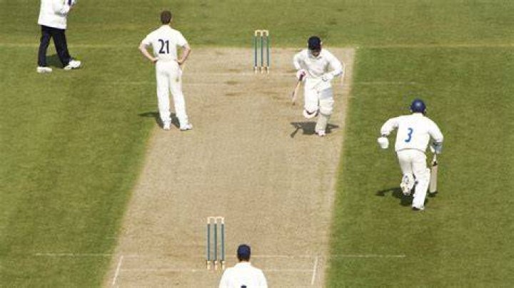 Can we run 5 runs in cricket without overthrow?