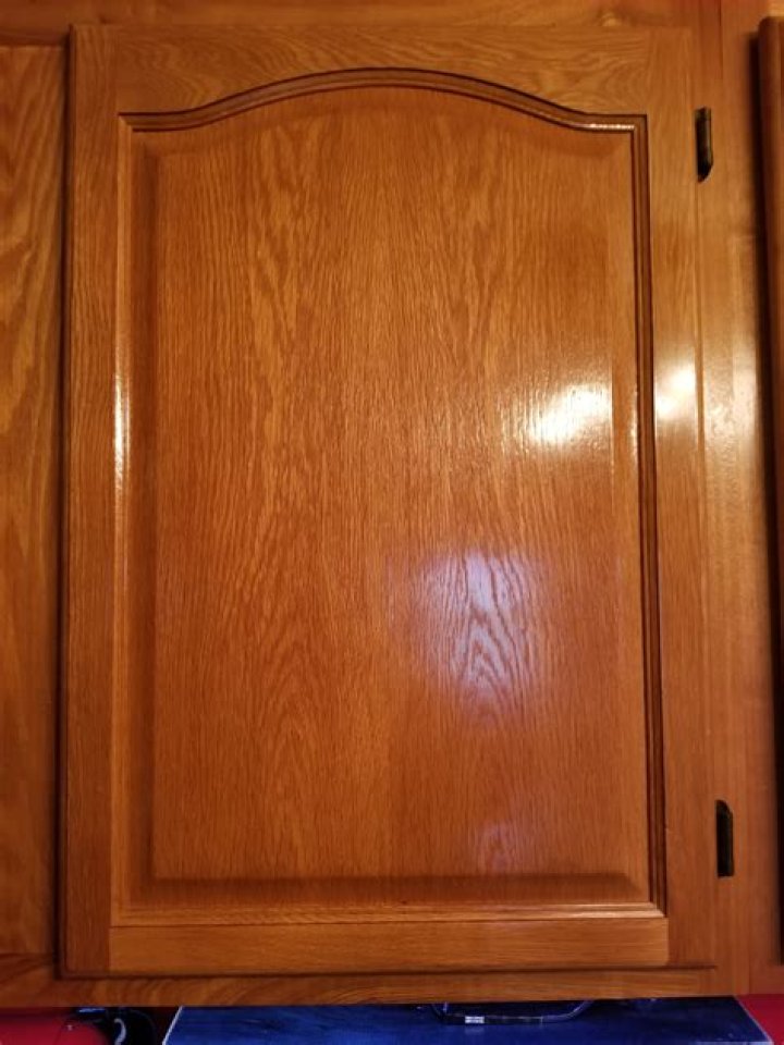 Can you bleach honey oak cabinets?