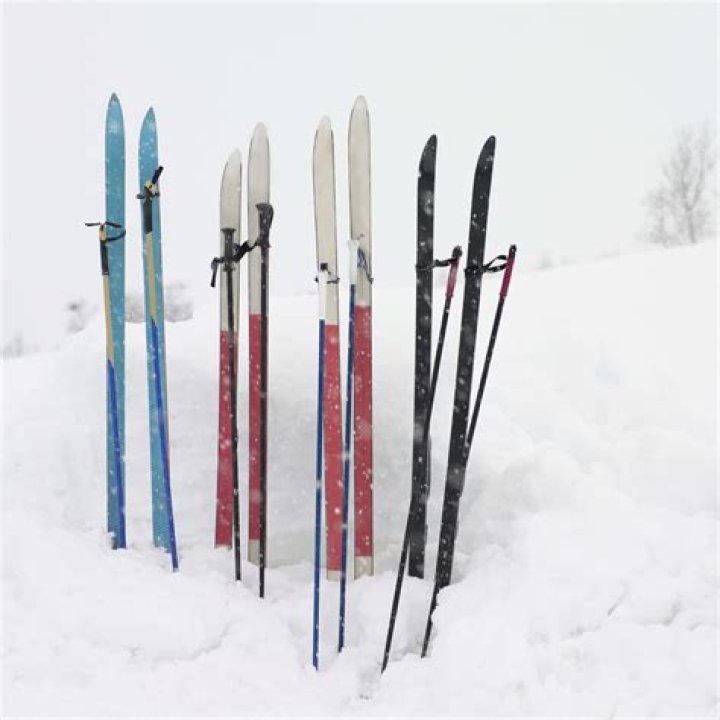 Can you break skis?
