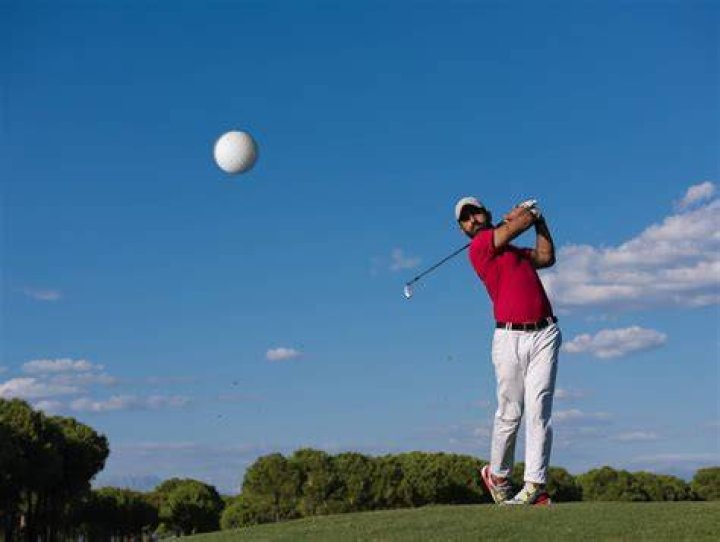 Can you move your ball in golf?