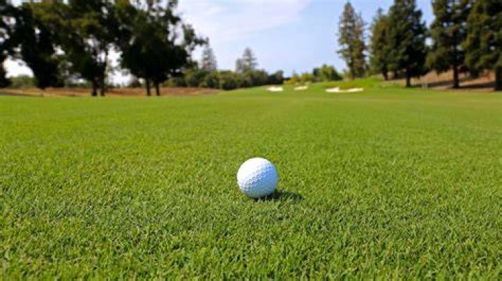 Can you pick up and clean your ball in the fairway?