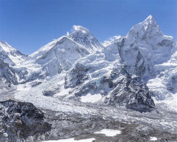 Can you see Everest from Base Camp?