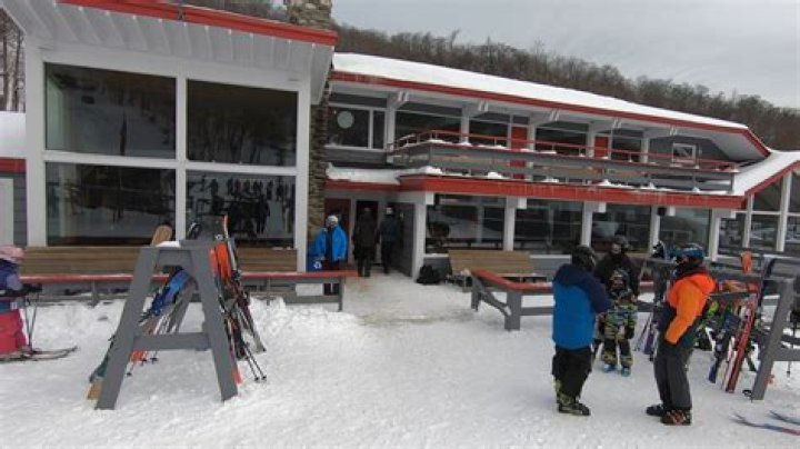 Can you snowboard at Mad River Glen?