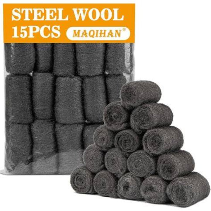 Can you use 0000 steel wool between coats of polyurethane?