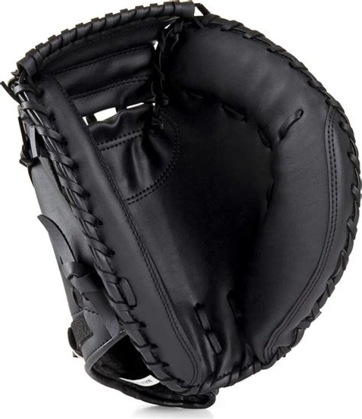 Can you use baseball gloves for softball?