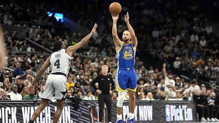 Did steph Curry Win a 3-point contest?