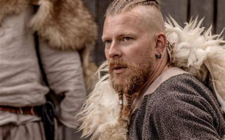 Did Vikings have mullets?