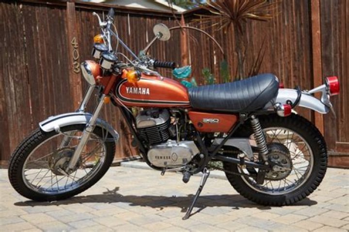 Did Yamaha ever stop making 2 strokes?