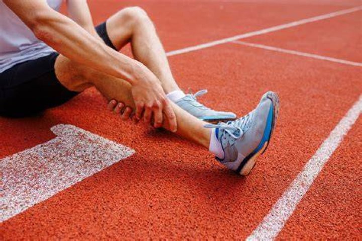 Do athletes get paid when hurt?
