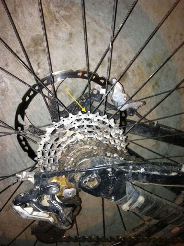 Do bike cassettes wear out?