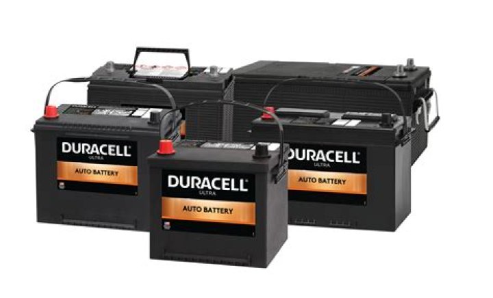 Do car batteries recharge while driving?