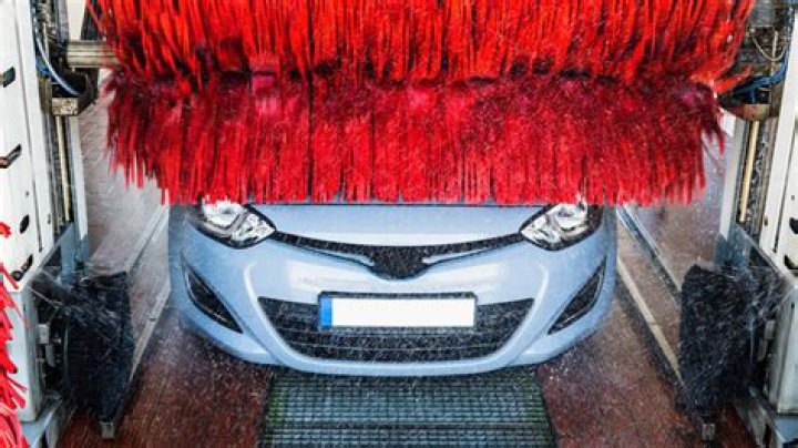 Do car washes do vans?