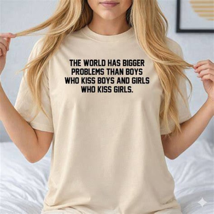 Do girls throw different than boys?