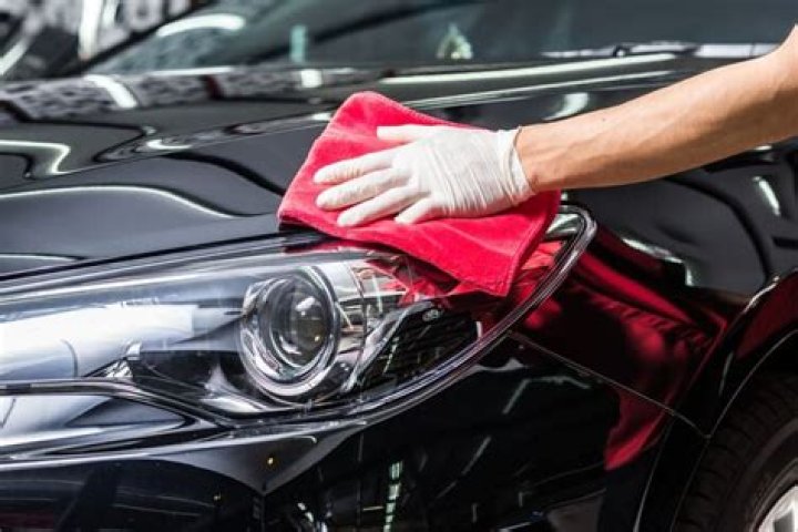 Do modern cars need to be waxed?