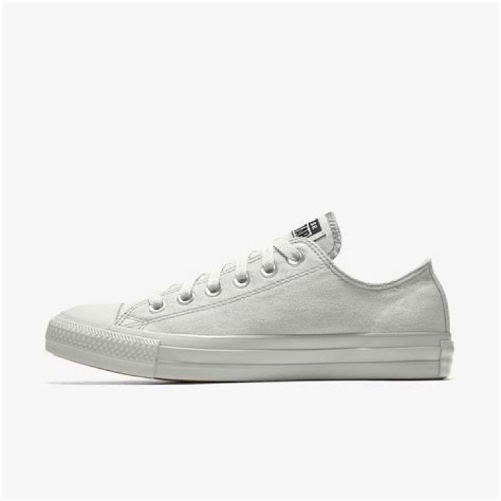 Do Nike own Converse?