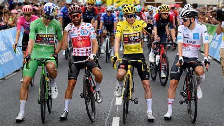 Do they sleep during the Tour de France?