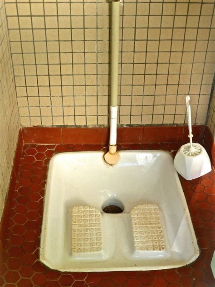Do they use toilet paper in India?