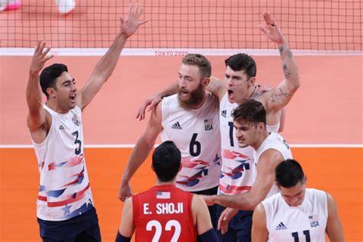 Do USA Volleyball players get paid?