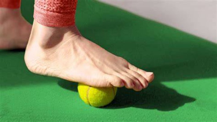 Do you ski on the balls of your feet?