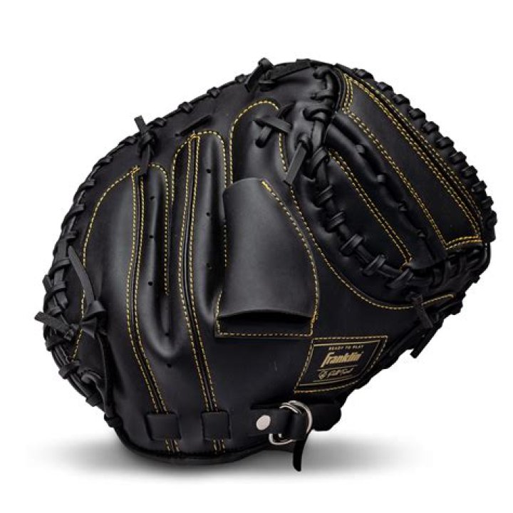 Does a catcher have to use a catcher's mitt?
