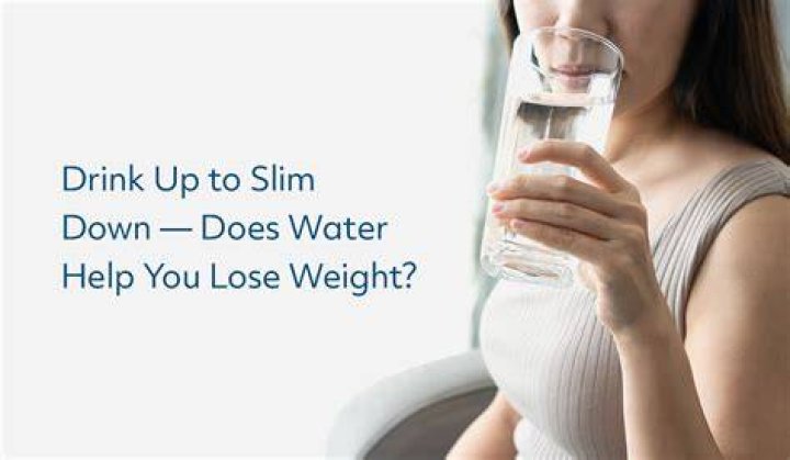 Does drinking water help with tight muscles?