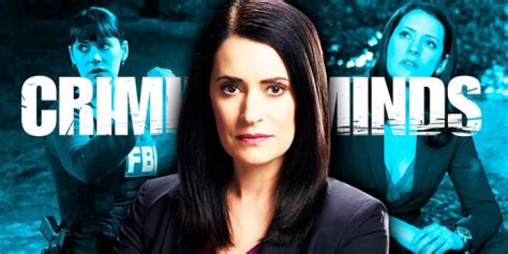 Does Emily leave criminal?